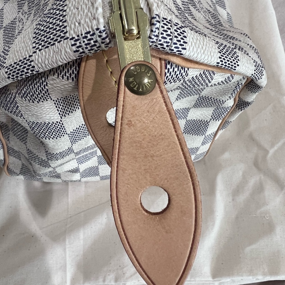 Louis Vuitton Damier Azur Speedy 30 - Picture 7 of 10